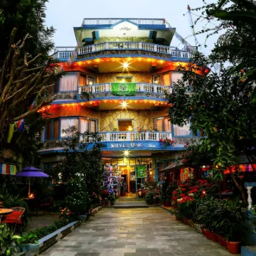 Hotel Silver Oaks Inn Hotels near Peace Pagoda ( Japanese Gumba)