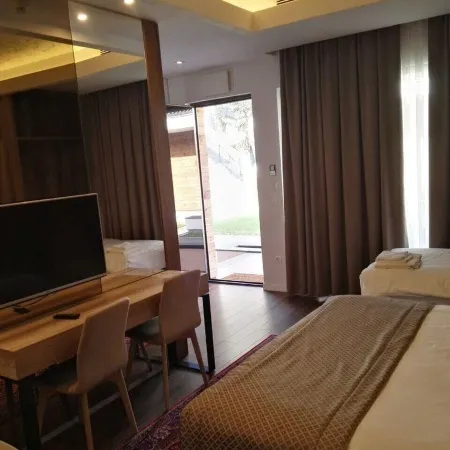 Villas and Apartments Oaza