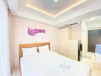 Homey Studio Room at Grand Asia Afrika Apartment - 2-Star