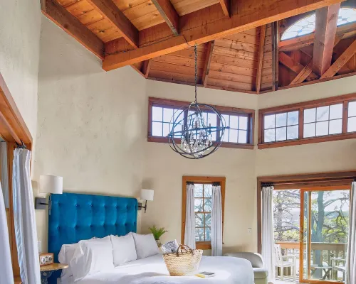 The Hampton Maid Hotels in Hampton Bays