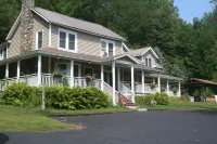 화이트페이스 팜 아디론다크 침대와 조식 Wilmington Notch Campground 주변 호텔