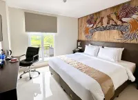 Aimas Hotel & Convention Centre Hotels in Klamasen