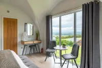 The Vu Snugs Hoteles cerca de Linlithgow Loch