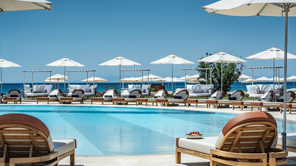 91 Athens Riviera, the Resort