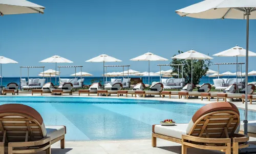 91 Athens Riviera, the Resort
