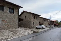 Parnassus Dreamwood Chalet Hotels in Sperchiada