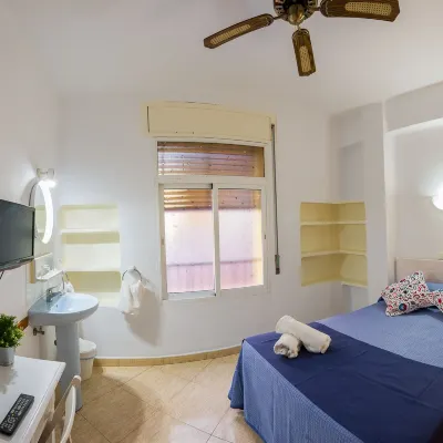 Hostal Guillot โรงแรมใกล้พลาซามายอร์ มะละกา