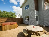 Kvöldstjarnan Gistiheimili Hotels in Arborg