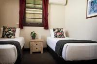 Esk Grand Hotel Hotels in Esk