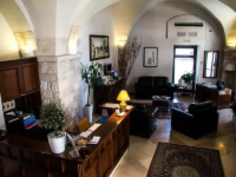 Palazzo Filisio - Regia Restaurant Hotels in Trani