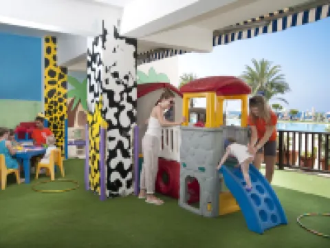 Akti Beach Hotel & Village Resort Hotels in Chloraka