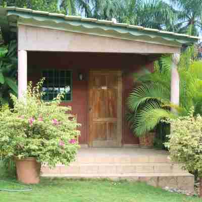 Le Jardin Hotel Restaurant Hotel Exterior