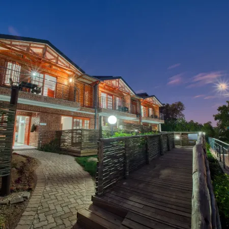 Tembo Guest Lodge