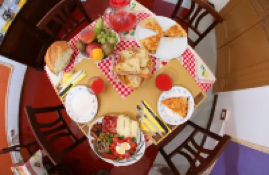 利薩尼亞家庭旅館