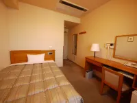 Hotel Route-Inn Yonezawa Ekihigashi Các khách sạn ở Takahata