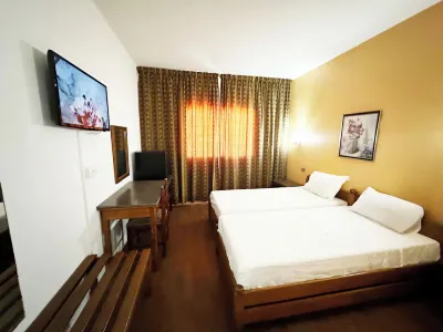 Hotel Tej