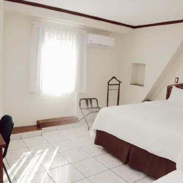 Hotel Gardenia Inn Hotels near Joya de Ceren Archaeological Park