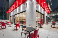 Hotel Moov Curitiba Отели в г. Куритиба