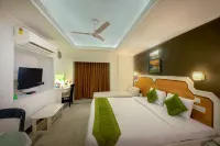 ทรีโบ กรีนวิว, พาร์คเซอร์คัส โรงแรมใกล้เควสต์มอลล์