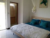 Three Bedroom Apartment by Dakz Hotels in 