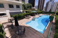 Intercity Pamplona – Universe Paulista - piscina