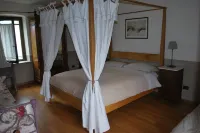 La Curandera Hotels in Piossasco