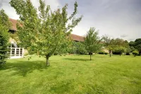 Ferme d'Orsonville Hotels in Melun