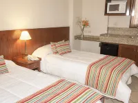 O2 Hotel Buenos Aires Các khách sạn gần Ga tàu Once