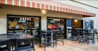 Courtyard by Marriott Concord Walnut Creek - bar