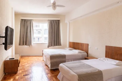 Hotel Rojas All Suite - parcheggio