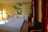 Gästehaus Villa Seraphinum - Inns