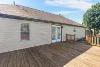 Newly Renovated "Home Away From Home" A spacious, modernized 4-bedroom home. Hotels in Tipton County