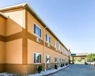 Quality Inn Hotels in Adams County