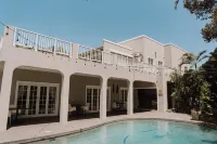 Caza Beach Guesthouse - شاطئ