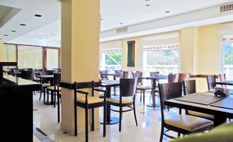 Embajador Hotel