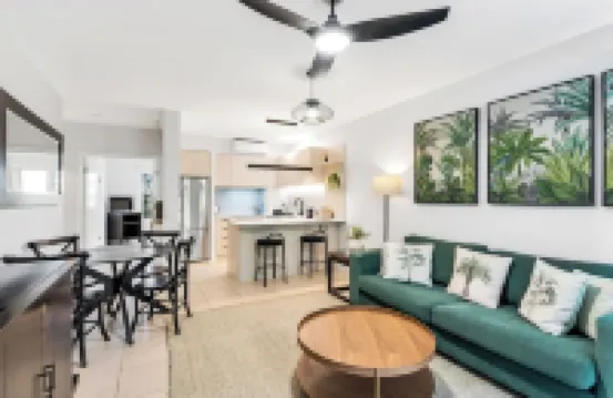 Elysium Private Apartments at Beach Club & Spa