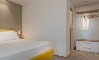 YOUMAMI Suite Hotel Wellness&Spa - Housity