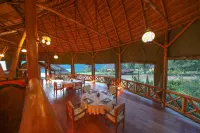 Crater Safari Lodge - breakfast