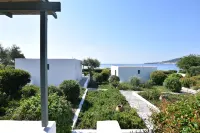 Niriides Mani Beachfront Residences - Havudsigt