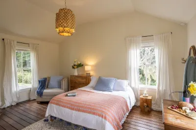 Dennen's Victorian Farmhouse فنادق في Elk