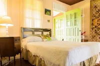 The Grand Sinopia Inn Portland Hotels near Long Bay