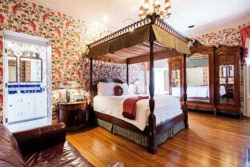 Central Park Bed & Breakfast - Airport Shuttle