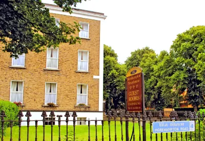 Morehampton Townhouse