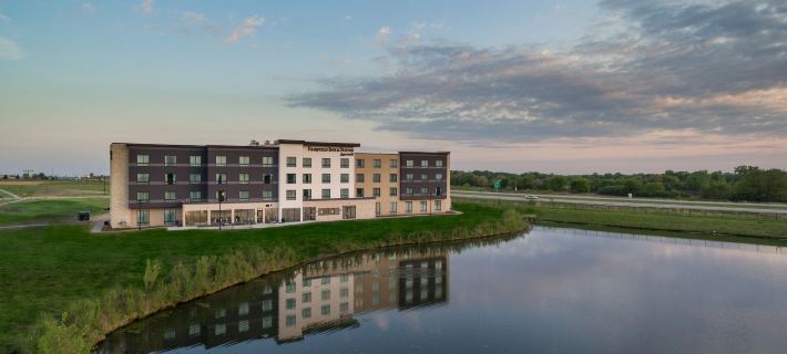 Fairfield Inn & Suites des Moines Altoona Hotels in Polk County
