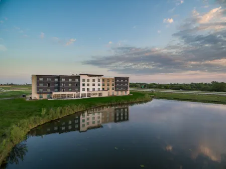 Fairfield Inn & Suites des Moines Altoona Отели в г. Полк