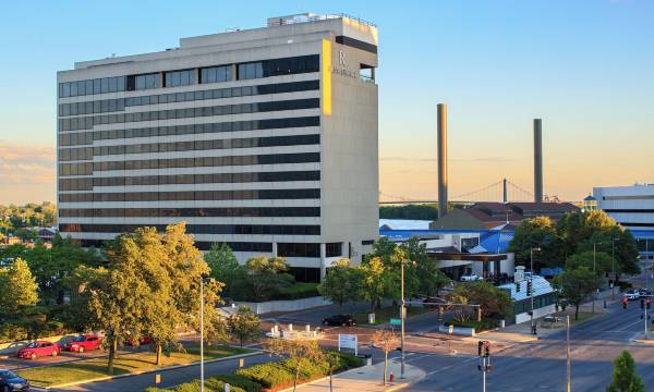 Renaissance Toledo Downtown Hotel