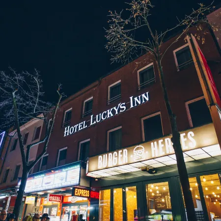 Hotel Luckys Inn Отели рядом с достопримечательностью «Филармония на Эльбе»