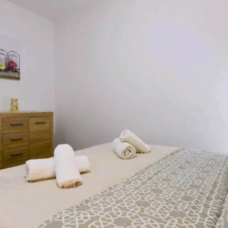 Deluxe Apartments Goya