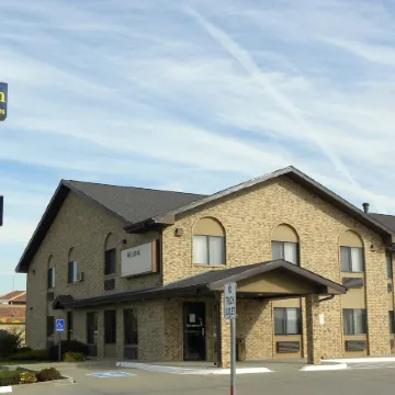 New Victorian Inn & Suites Kearney Отели в г. Карни