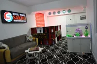 Sakho Hotel-Hostel